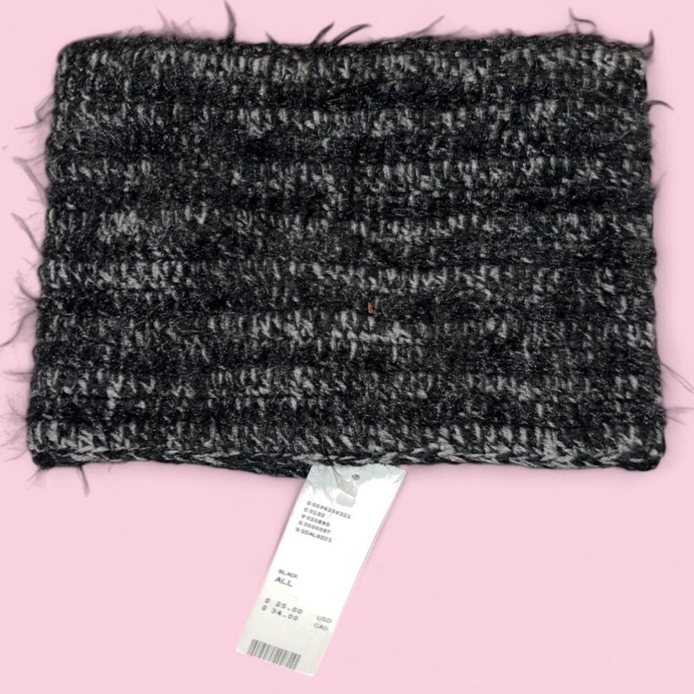 Hot Topic Black and Gray Unisex Hat